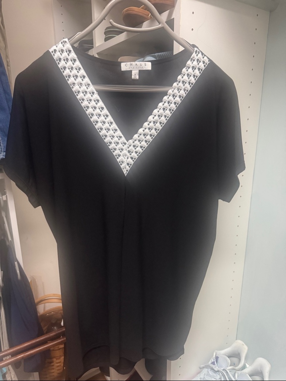 Chaus Black Short Sleeve V-Neck Top with White Trim